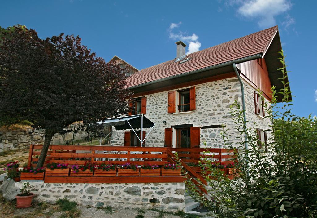 Le Carnival Bed & Breakfast Laval  Dış mekan fotoğraf